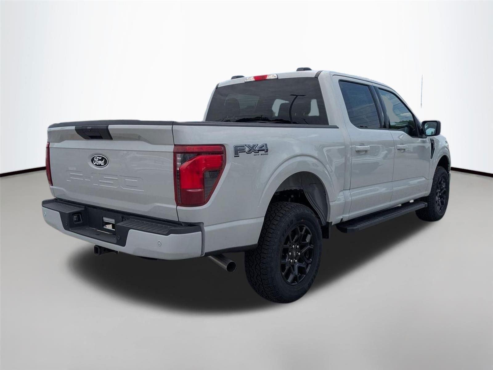 New 2026 Avalanche Ford XLT image 5