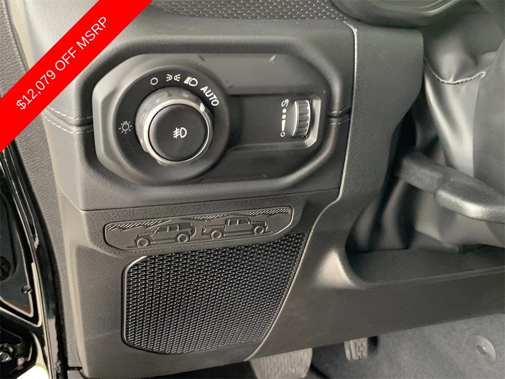 2025 Jeep Wrangler 4-Door Rubicon - Photo 25