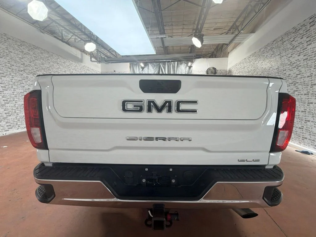 Used 2022 Summit White GMC SLE image 6