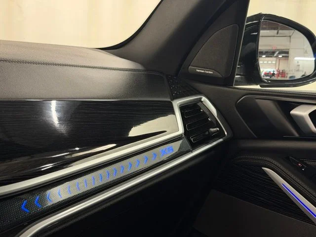 Used 2025 Blue BMW xDrive50e image 29