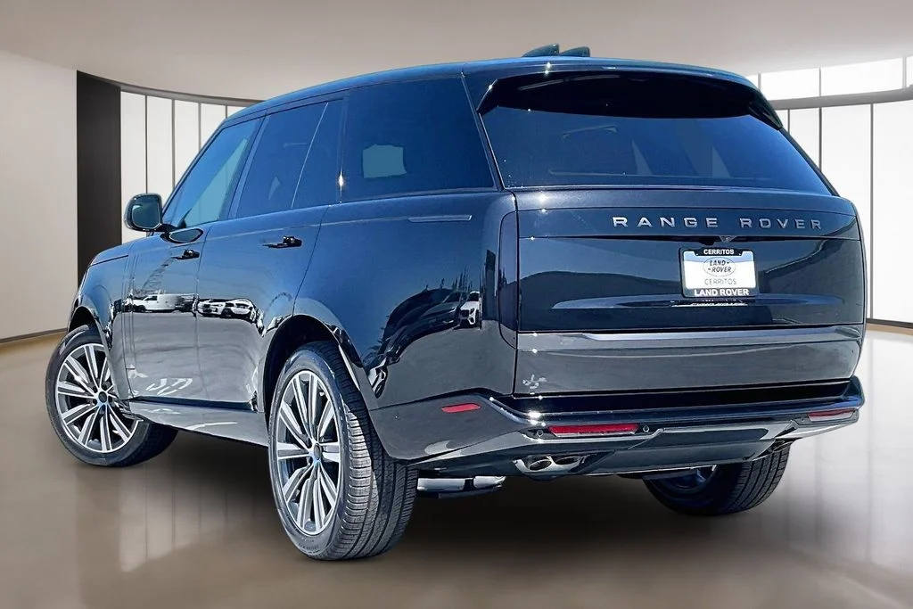 New 2026 Black Land Rover Autobiography image 3