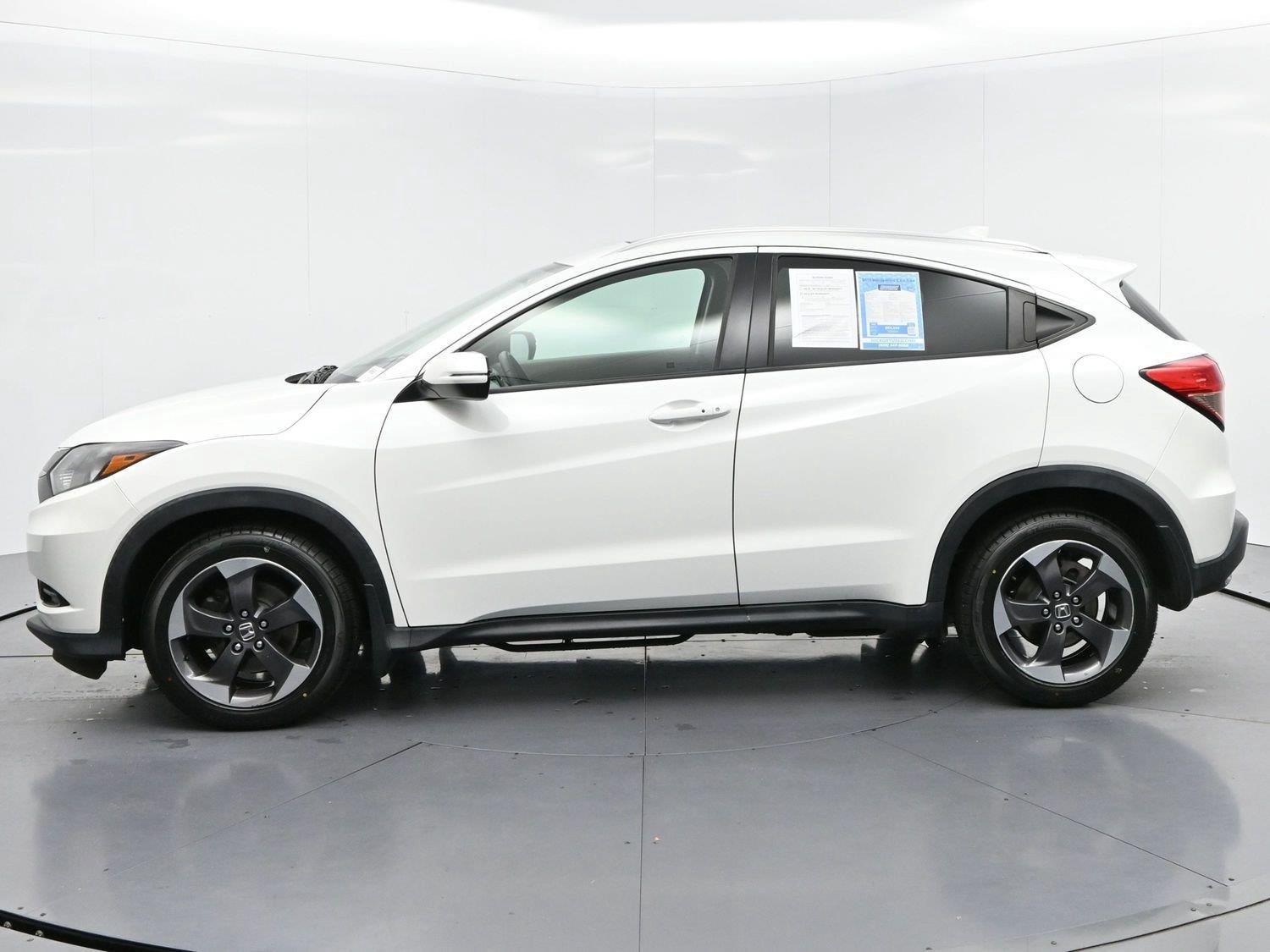 Used 2018 White Orchid Pearl Honda EX-L Navi image 4