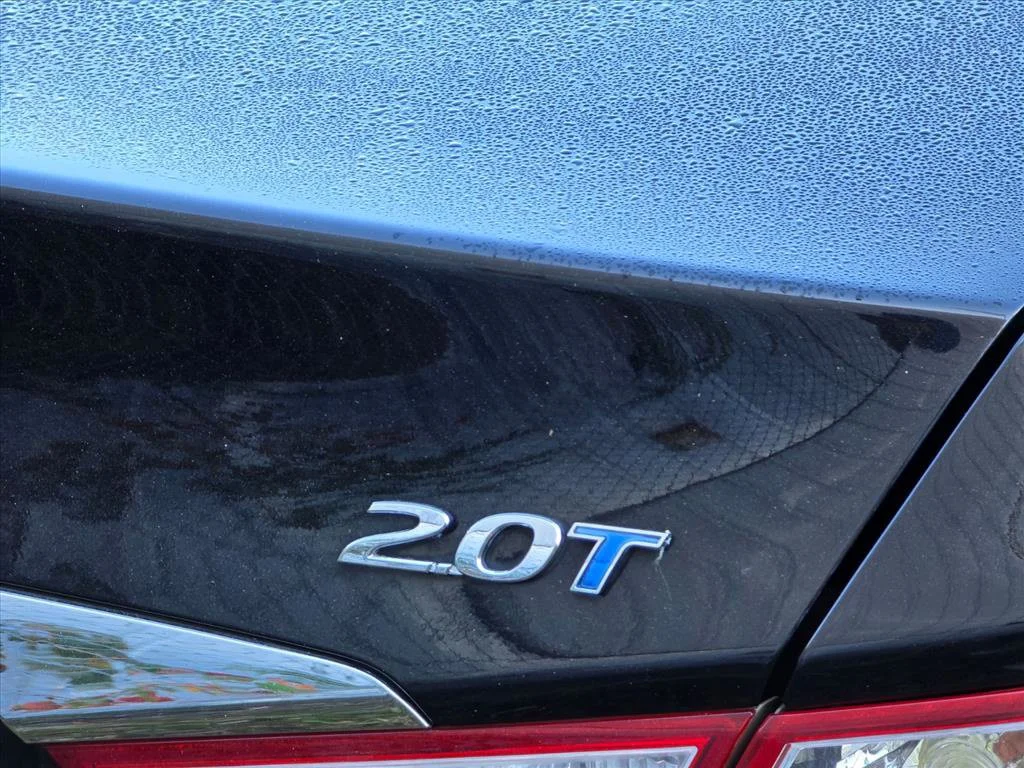 Used 2013 Black Hyundai Limited image 15