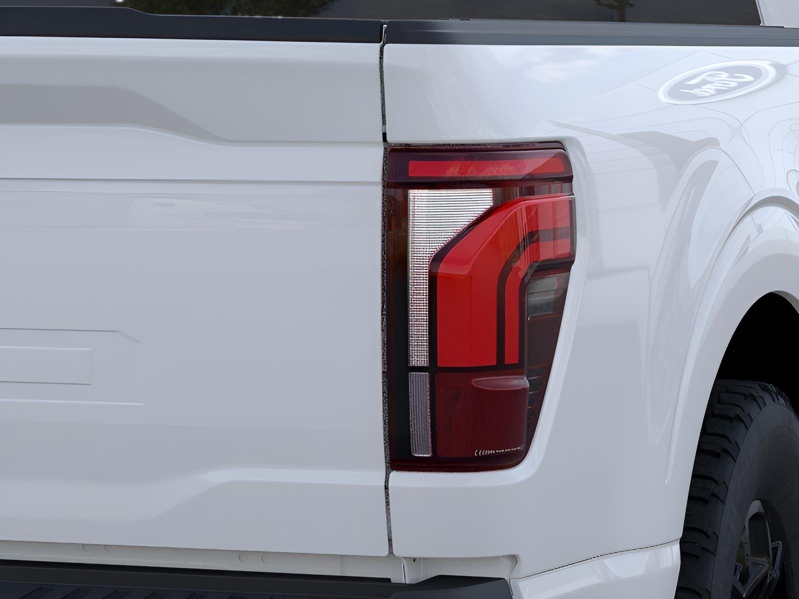 New 2026 Oxford White Ford Lariat® image 21