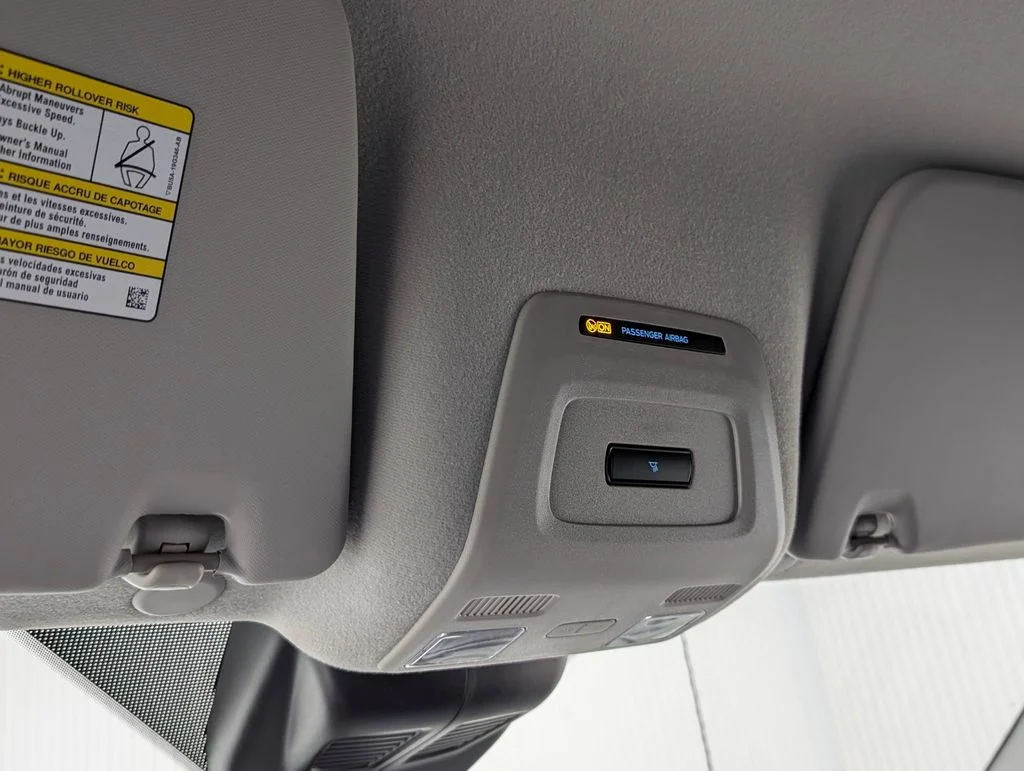 New 2026 Oxford White Ford Cargo Van image 7