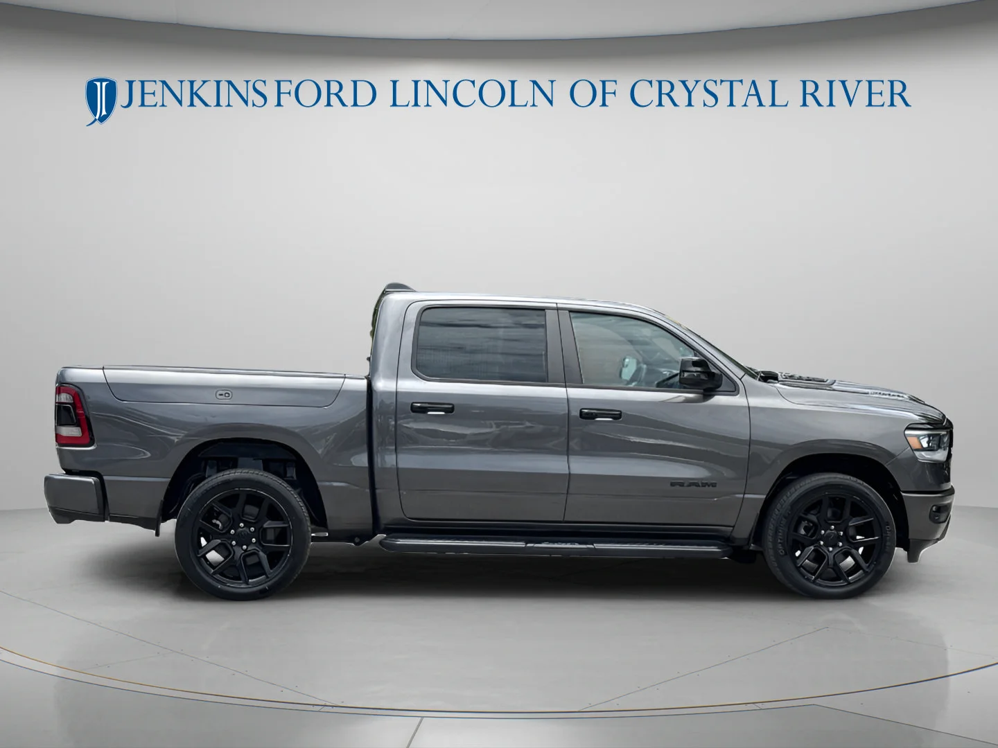 Used 2024 Granite Crystal Metallic Clearcoat Ram Laramie image 2