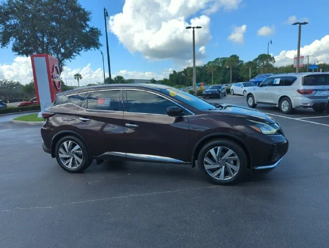 Used 2019 Brown Nissan SL image 2