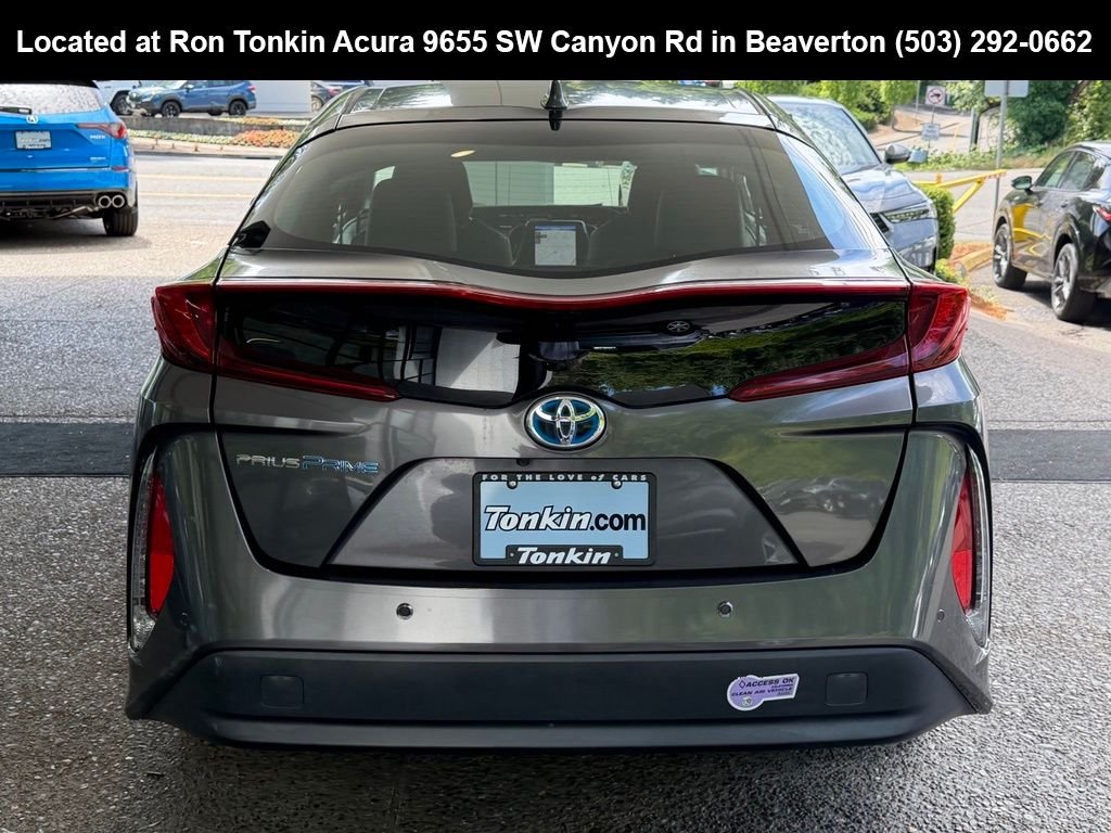 Used 2019 Magnetic Gray Metallic Toyota Advanced image 6