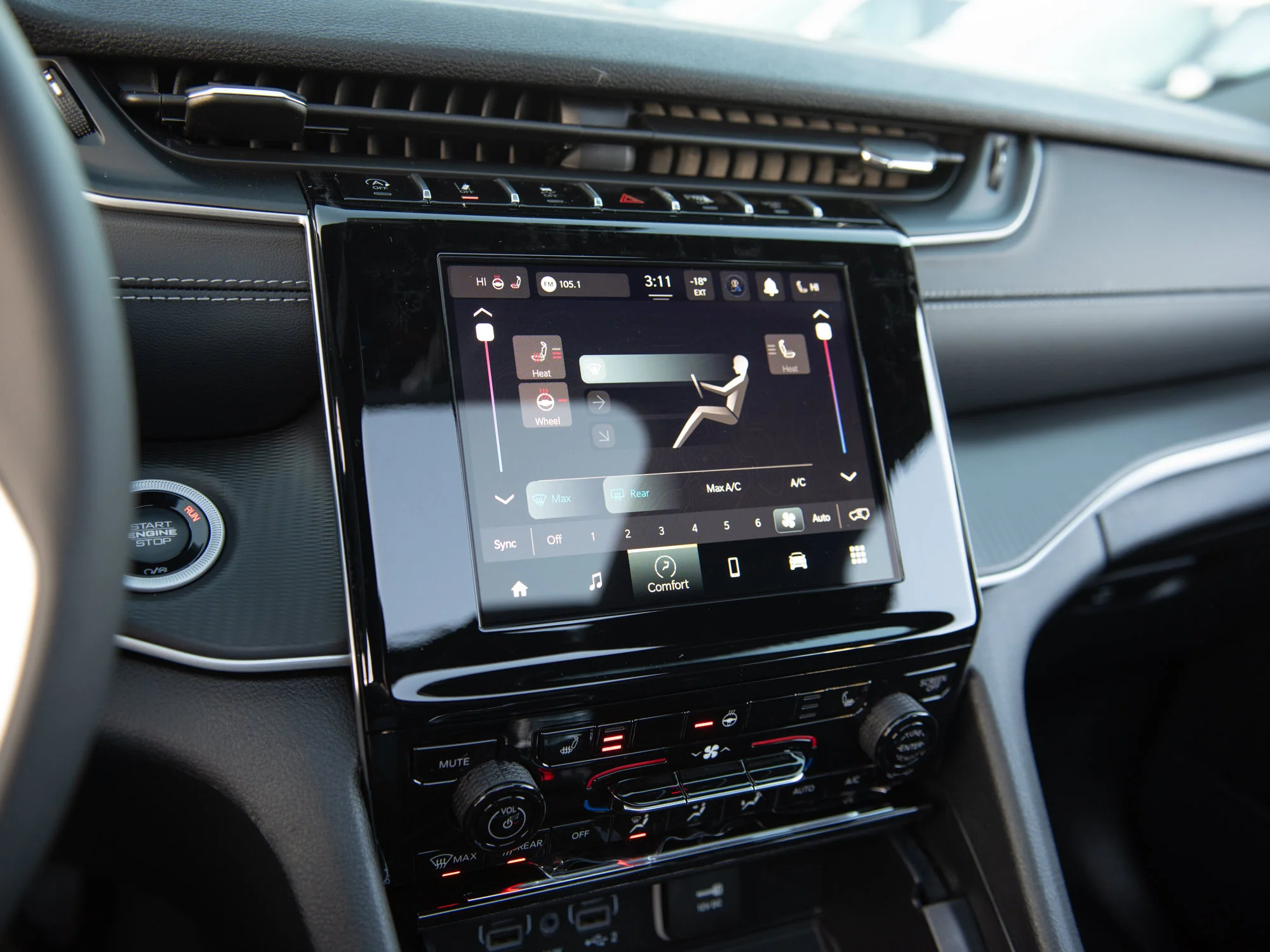 New 2025 Grey Jeep Altitude* image 14