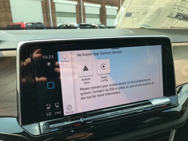 New 2026 Pure Gray Volkswagen 2.0T SE w/Technology image 20