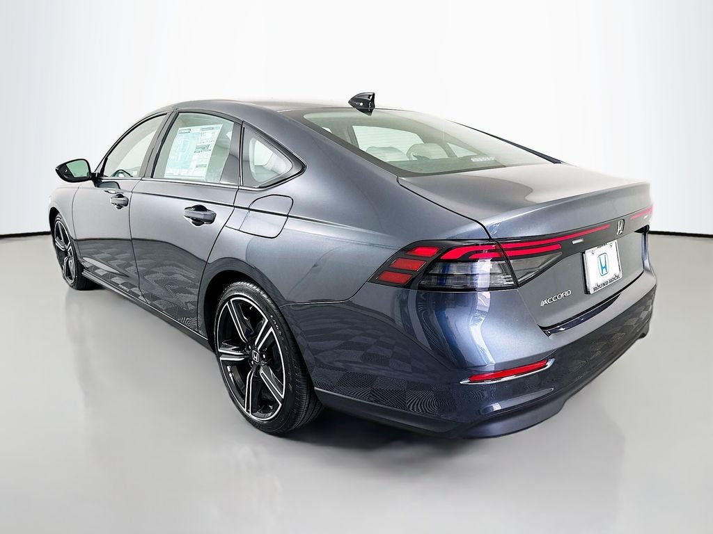 New 2026 Meteorite Gray Metallic Honda SE image 7