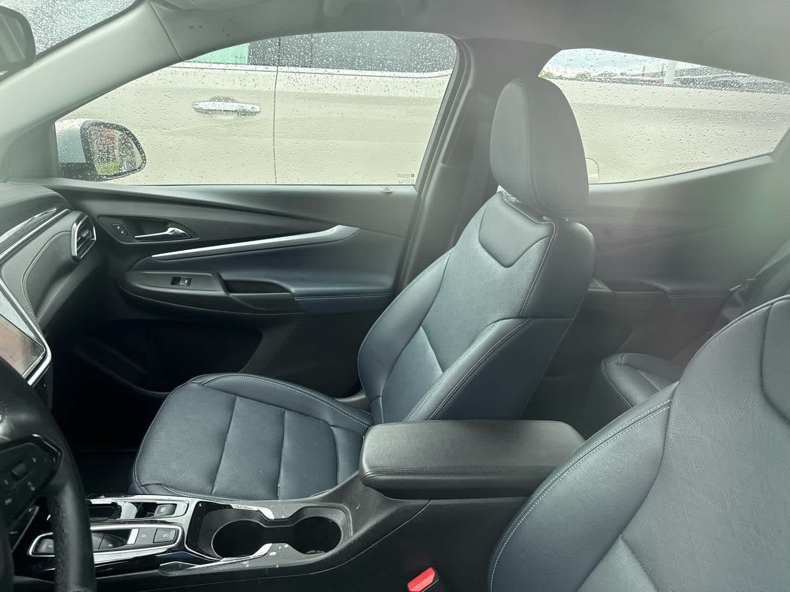 Used 2023 Silver Flare Metallic Chevrolet LT image 8