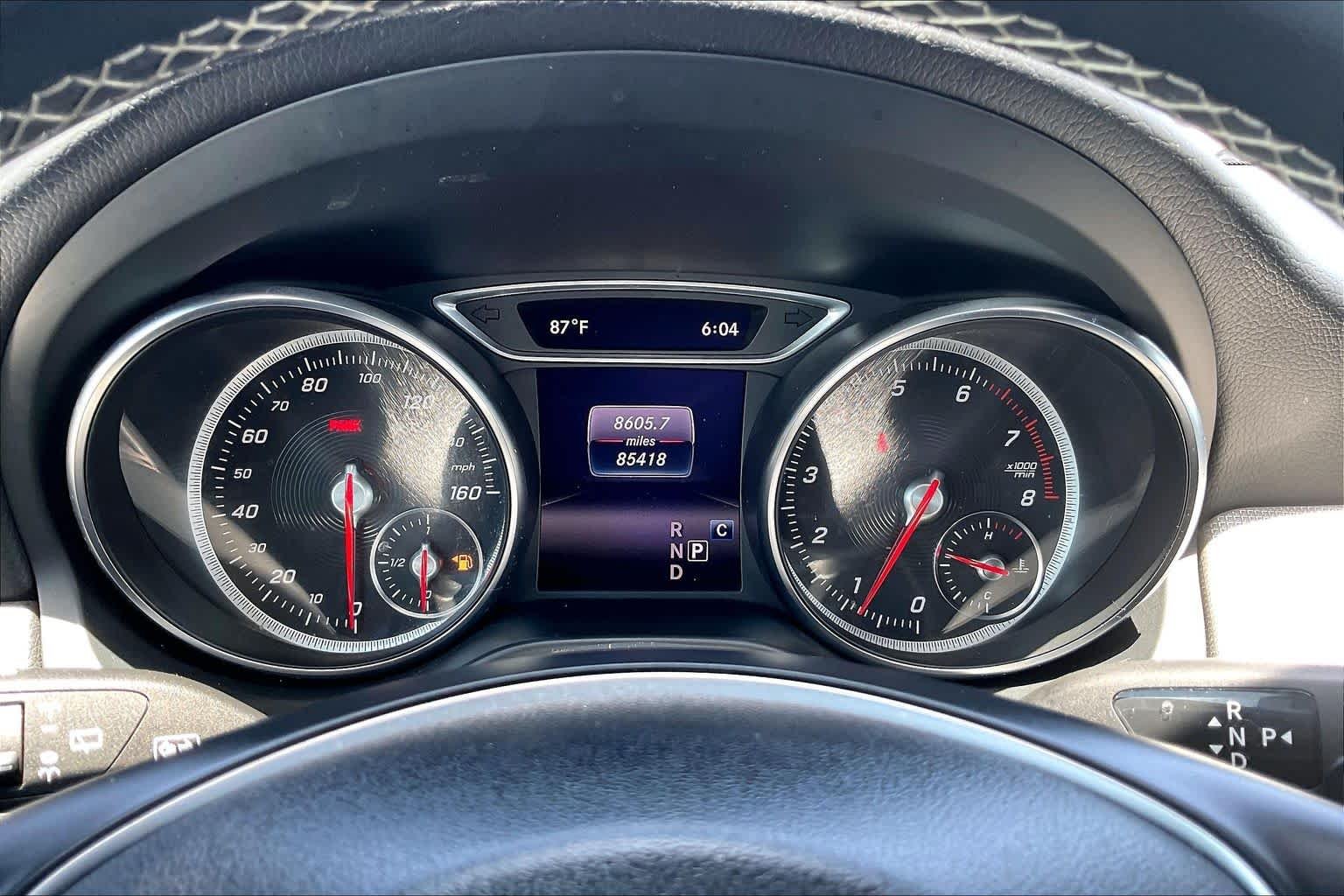Used 2018 Night Black Mercedes-Benz GLA 250 image 25