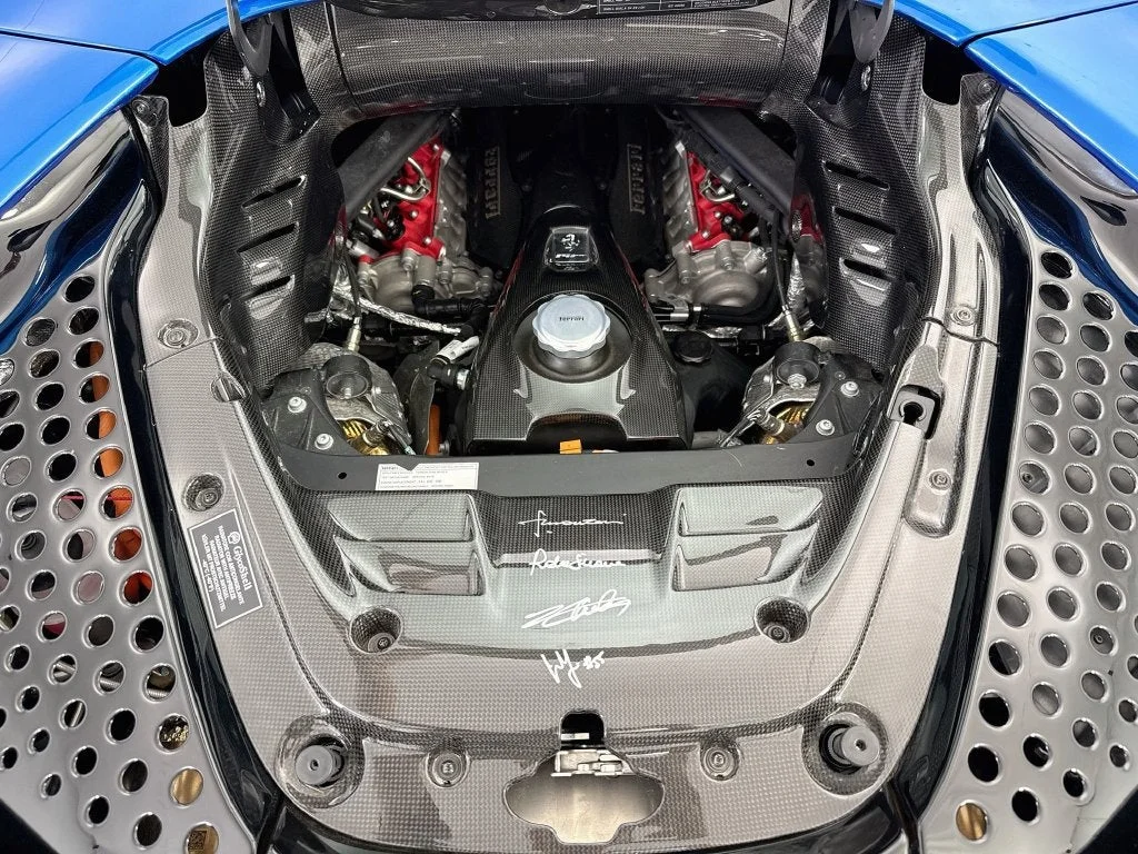 Used 2022 Blu Corsa Ferrari  image 32
