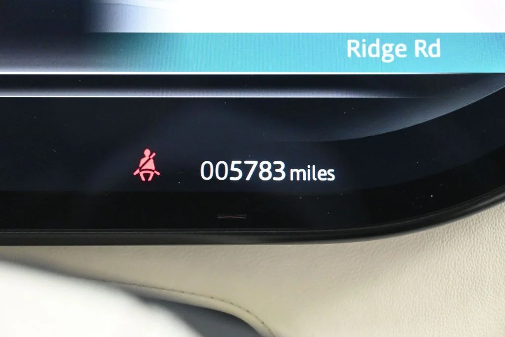 Certified Used 2024 Black Land Rover SE image 18