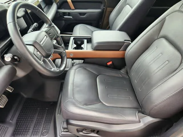 Used 2023 Gondwana Stone Metallic Land Rover X image 14