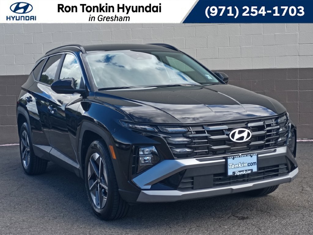 Certified Used 2025 Black Hyundai SEL image 1