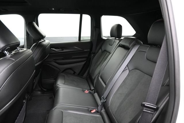 Used 2025 White Jeep Altitude X image 16
