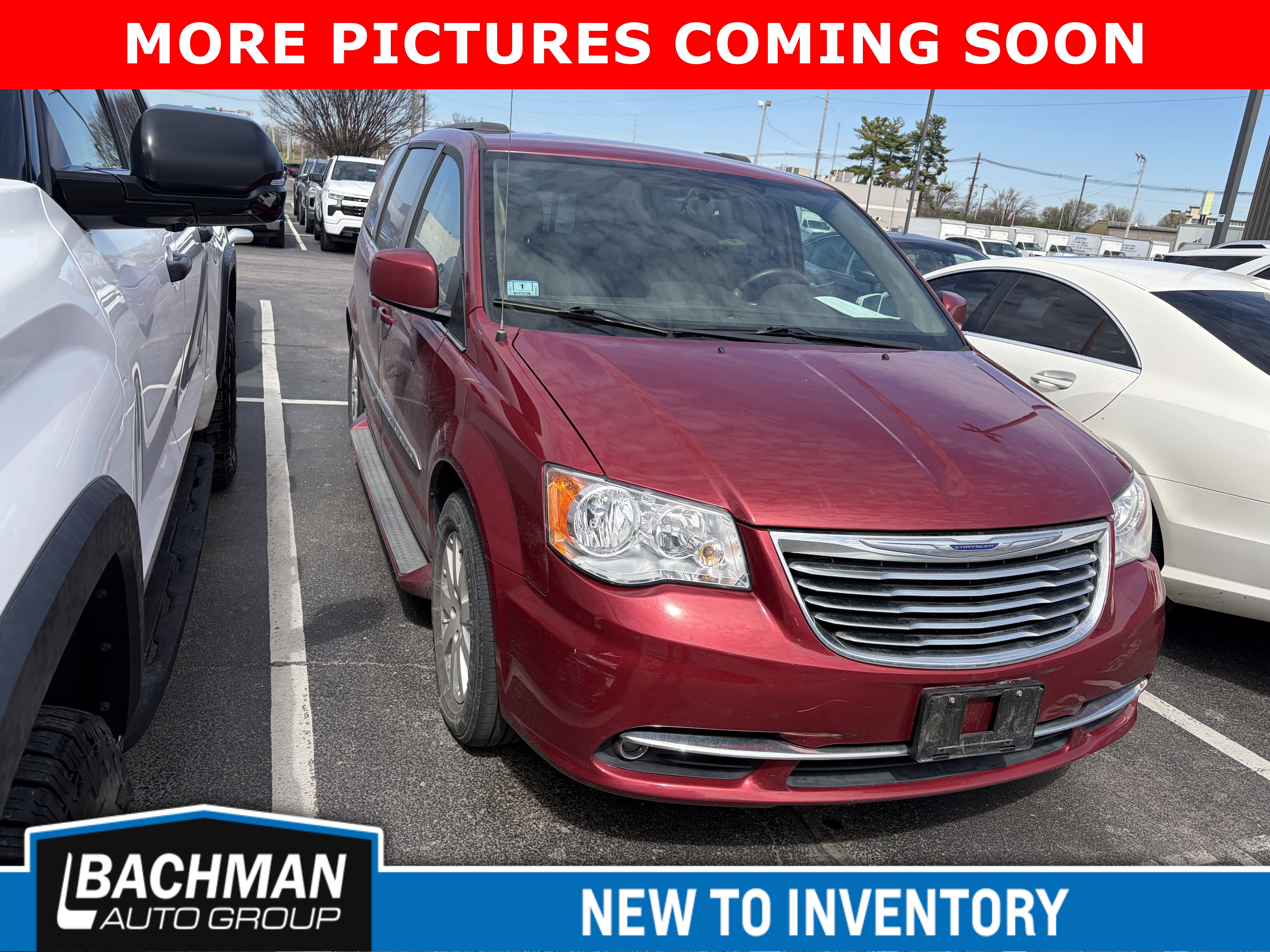 Used 2015 Chrysler Town & Country Touring with VIN 2C4RC1BG6FR645233 for sale in Jeffersontown, KY