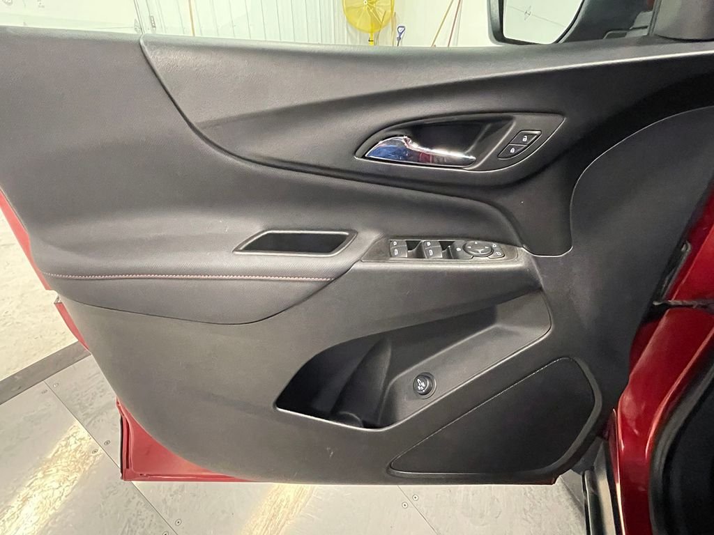 Used 2023 Red Chevrolet RS image 21