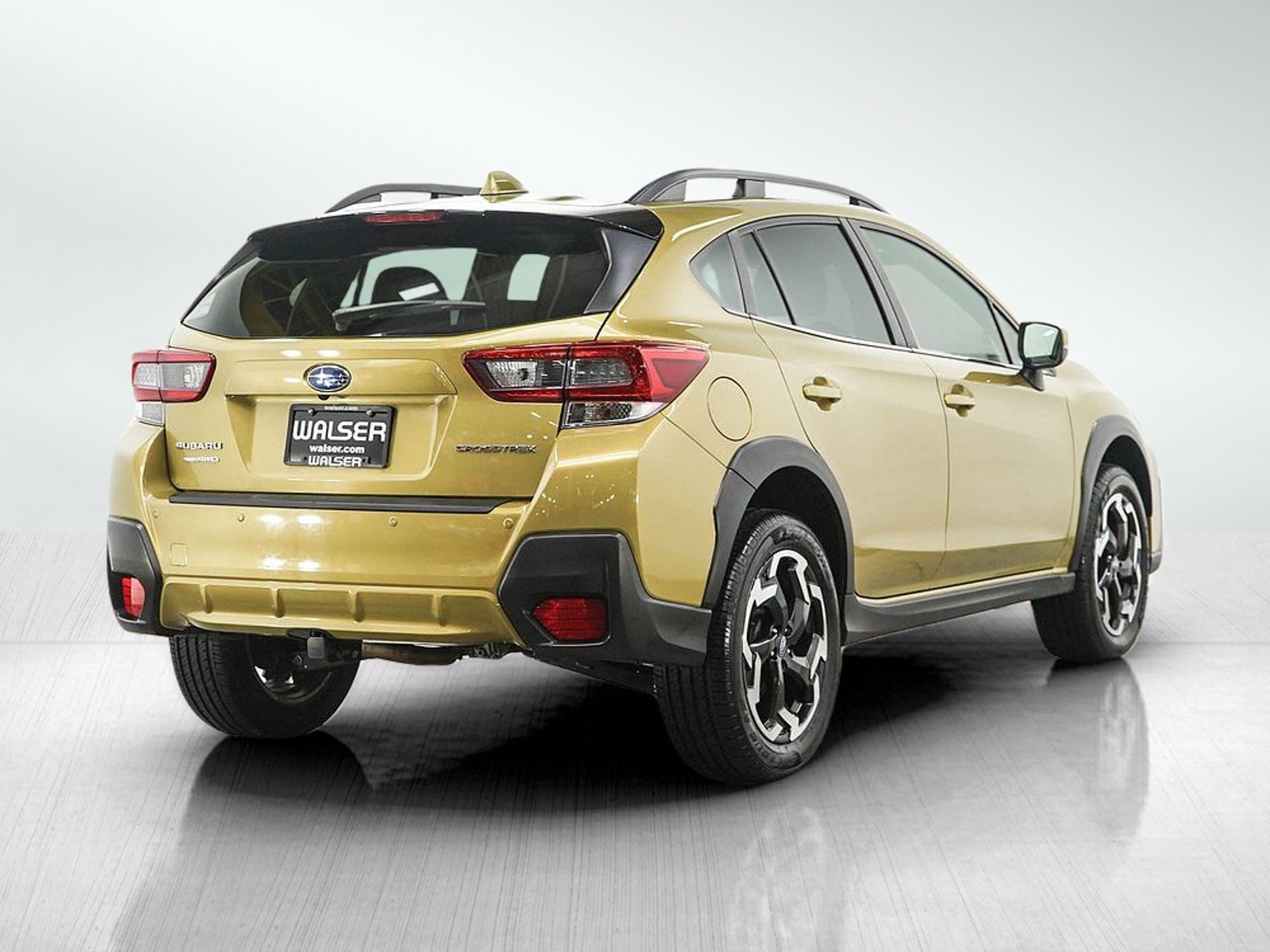 Used 2021 Plasma Yellow Pearl Subaru Limited image 5