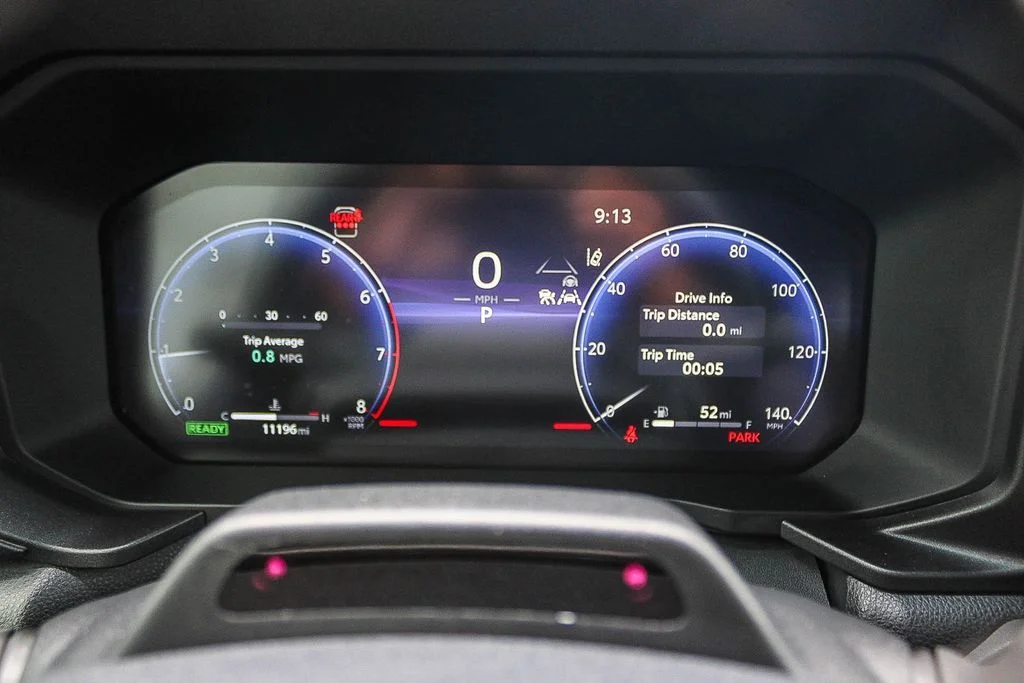 Used 2025  Toyota Base image 23