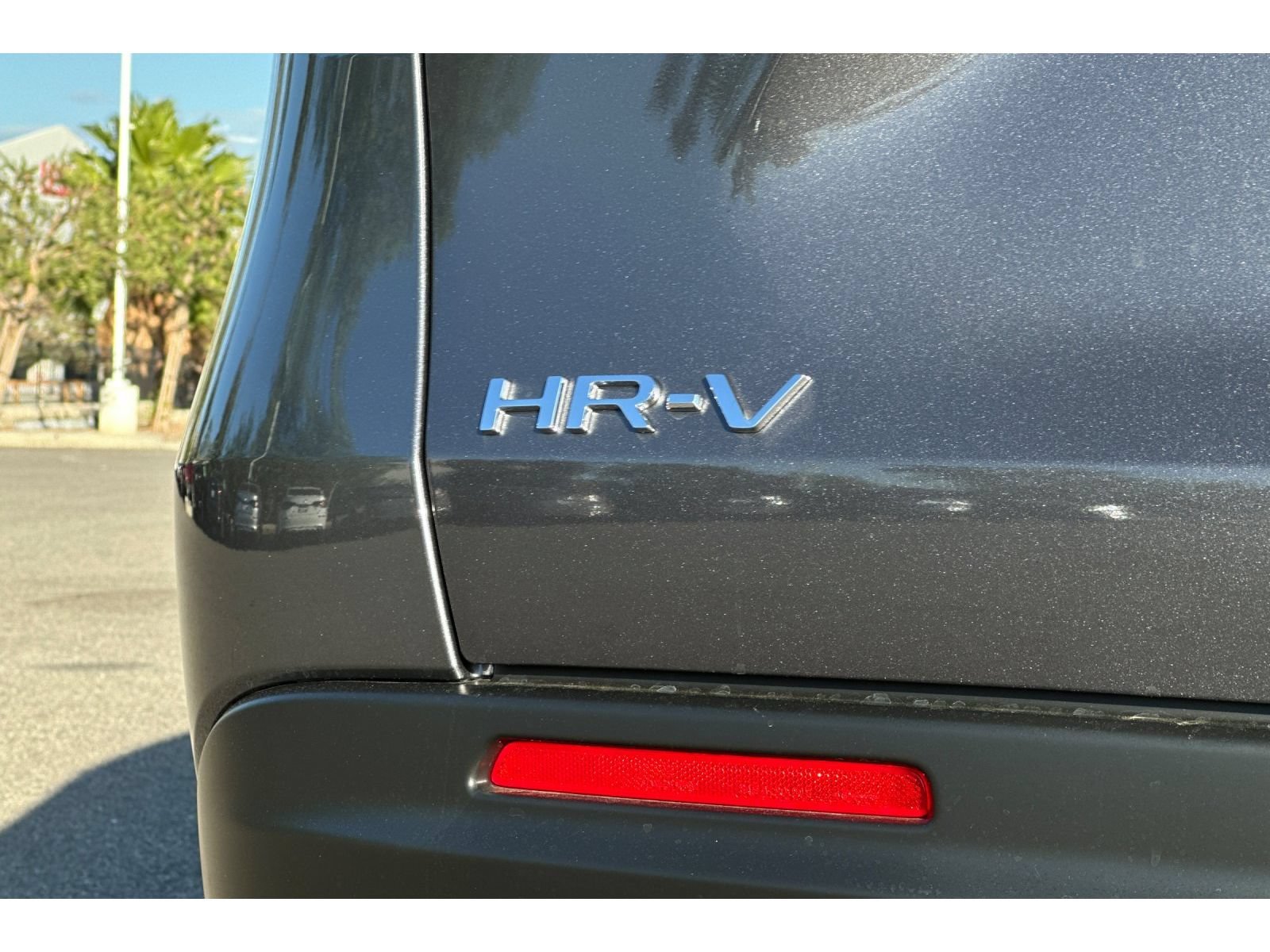 Certified Used 2027 Modern Steel Metallic Honda LX 2WD image 107