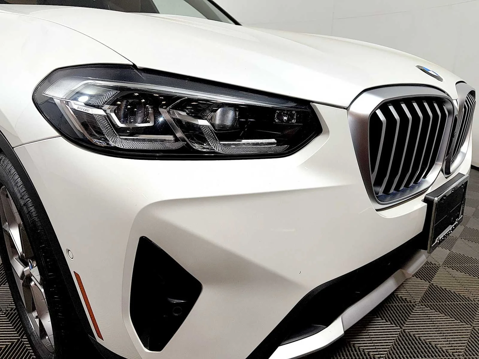 Certified Used 2023 Mineral White Metallic BMW xDrive30i image 25
