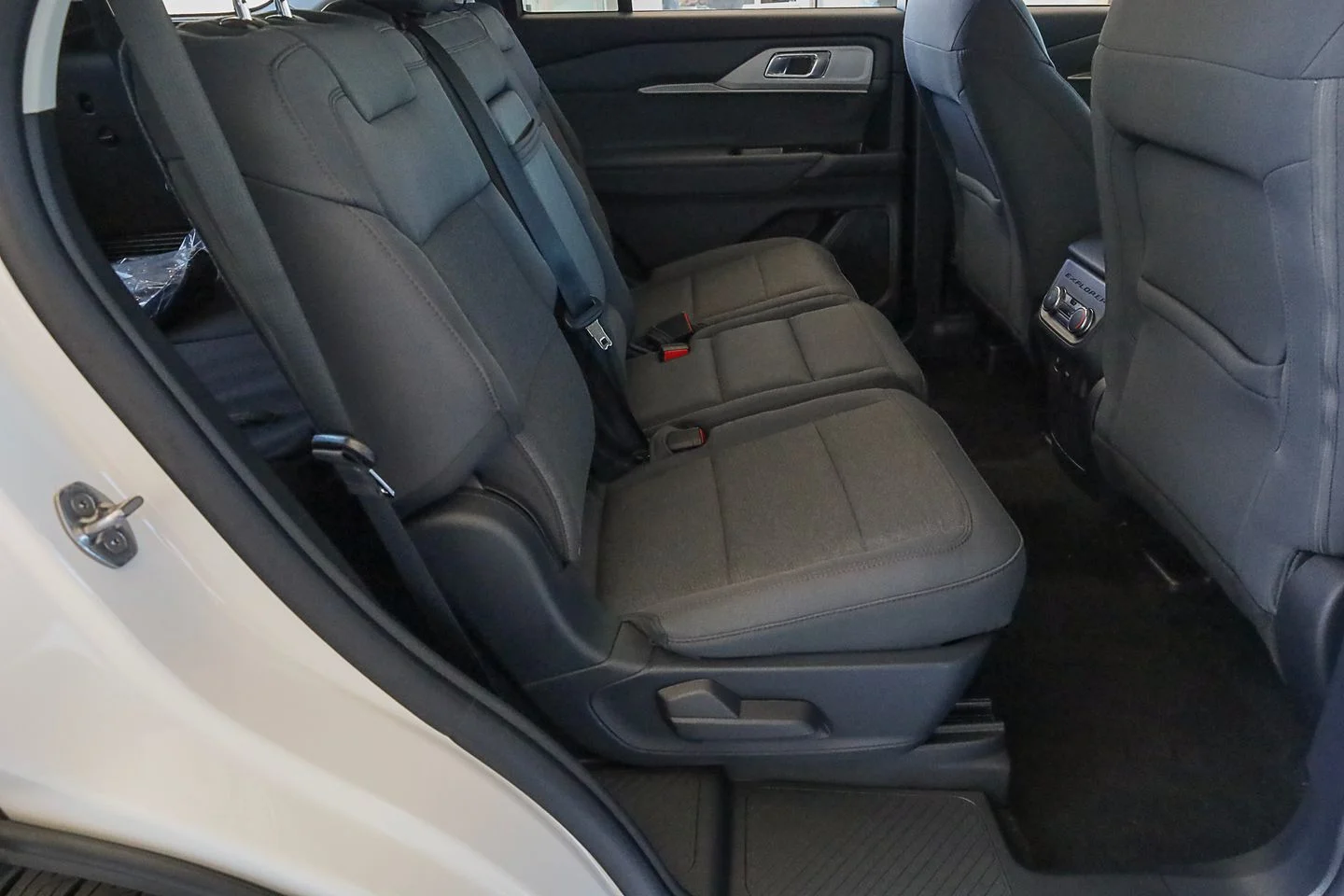New 2026 Space White Metallic Ford Active image 36