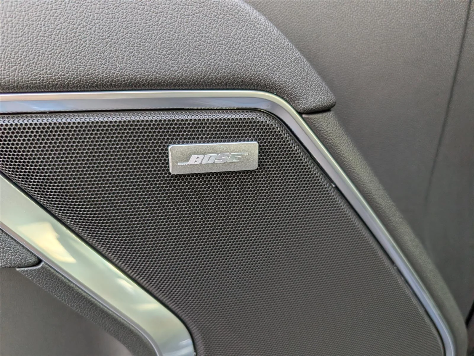 2026 Chevrolet Silverado 1500 RST - Photo 10