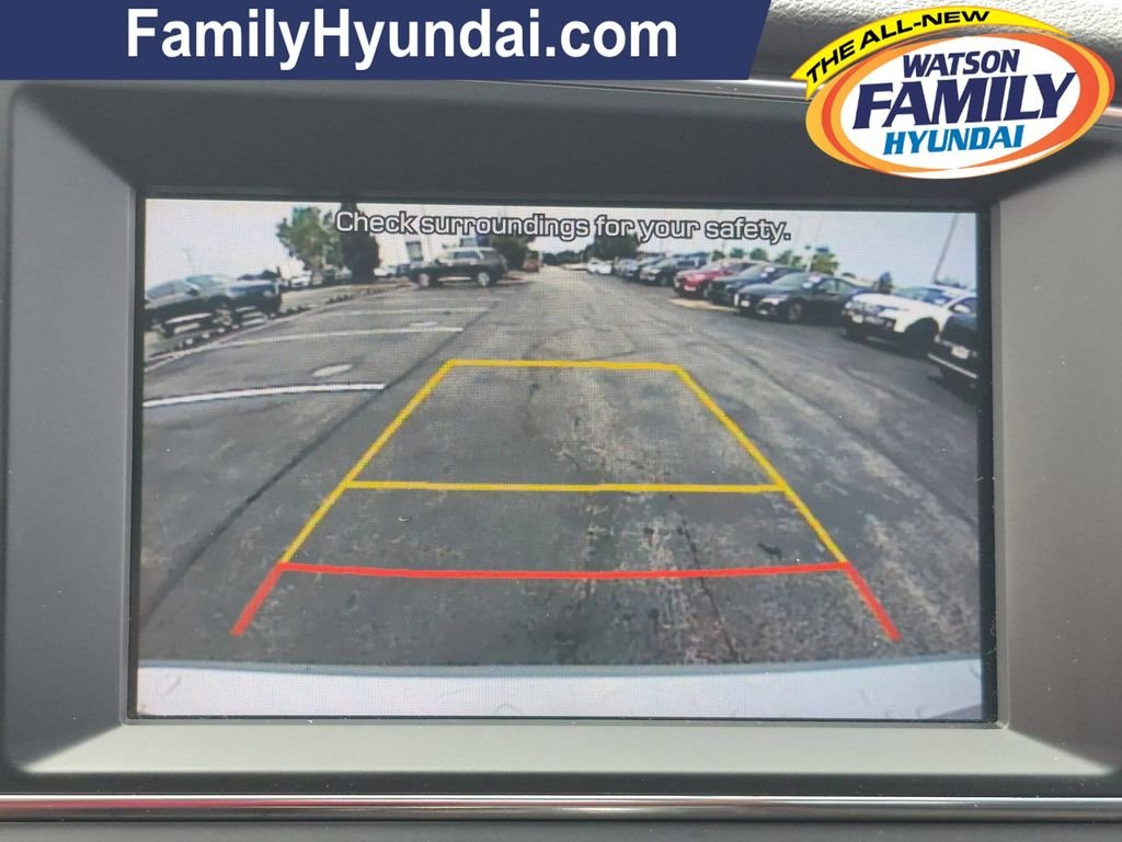 Used 2018 Silver Hyundai Value Edition image 16