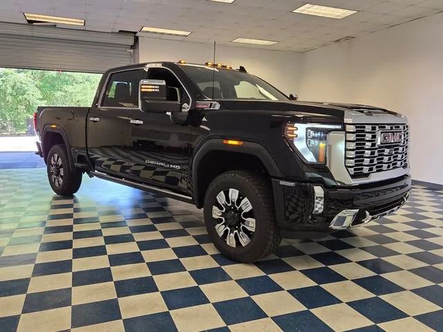 2026 GMC Sierra 2500 HD Denali