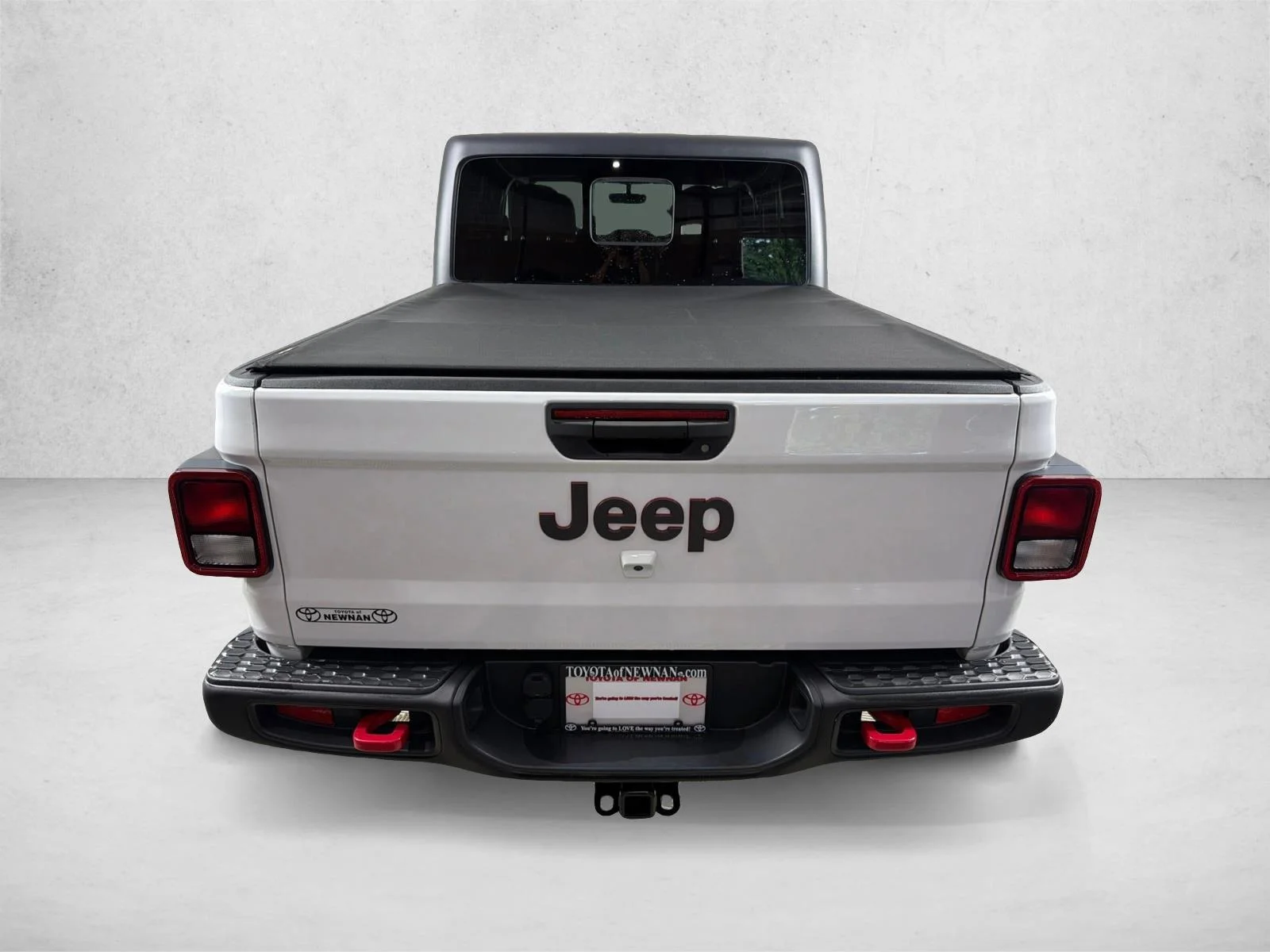Used 2023 White Jeep Rubicon image 5