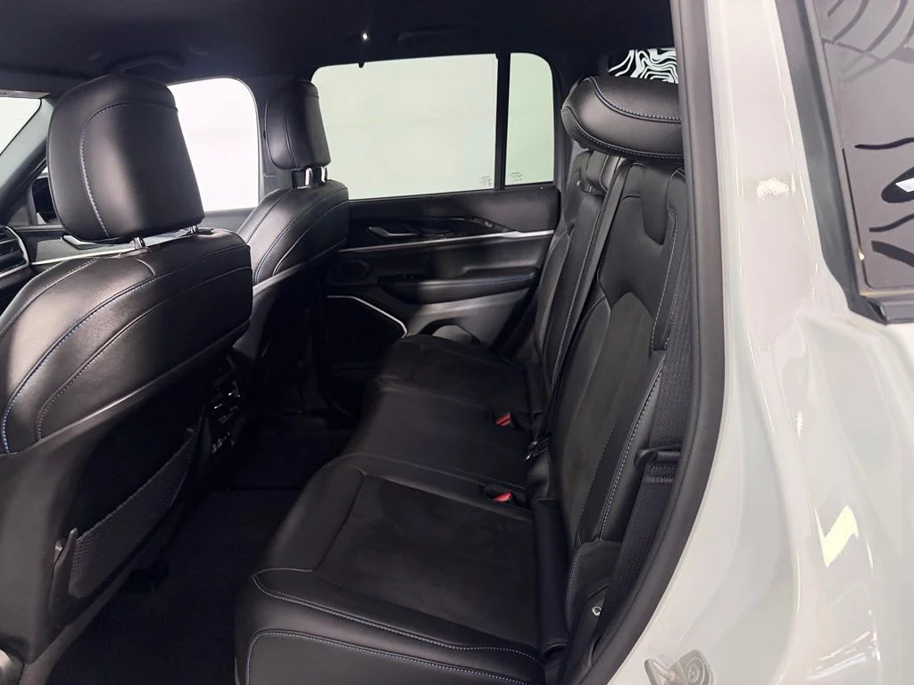 Used 2023 White Jeep Trailhawk 4xe image 27