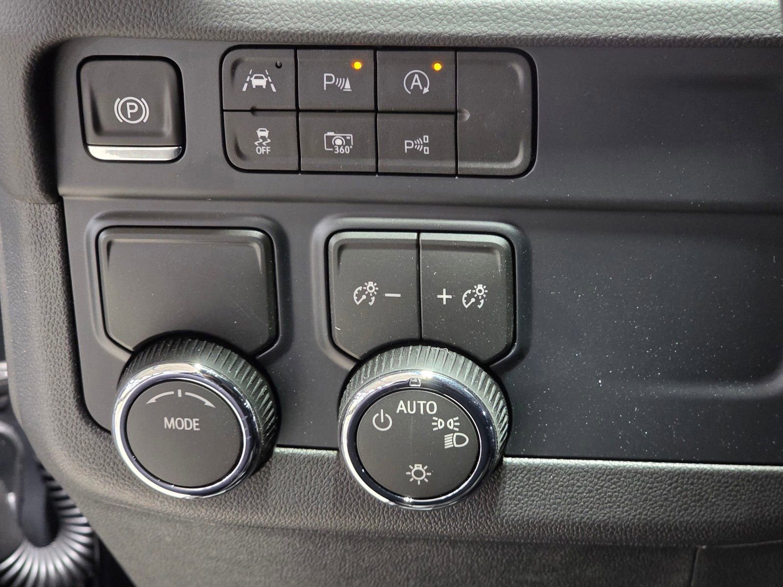 2026 Chevrolet Tahoe LS - Photo 33