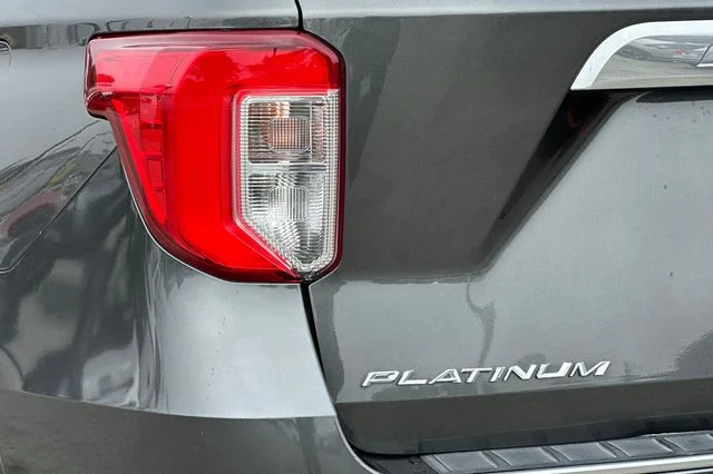 Used 2020 Gray Ford Platinum image 37