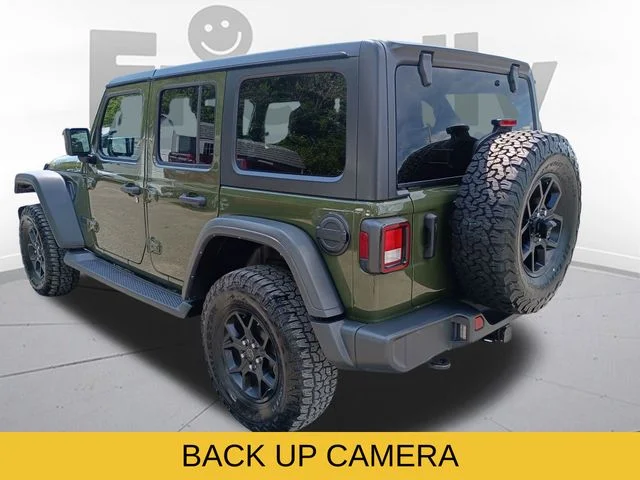 Used 2024 Green Jeep Sport image 7