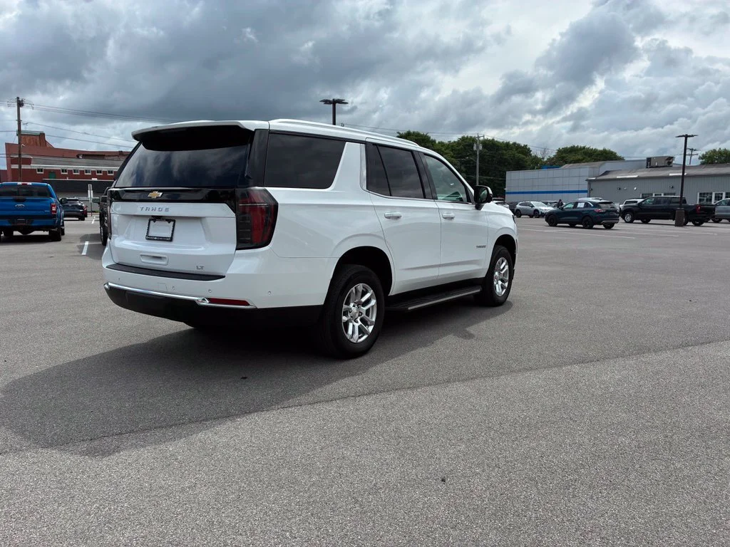 Used 2025 Summit White Chevrolet LT image 73