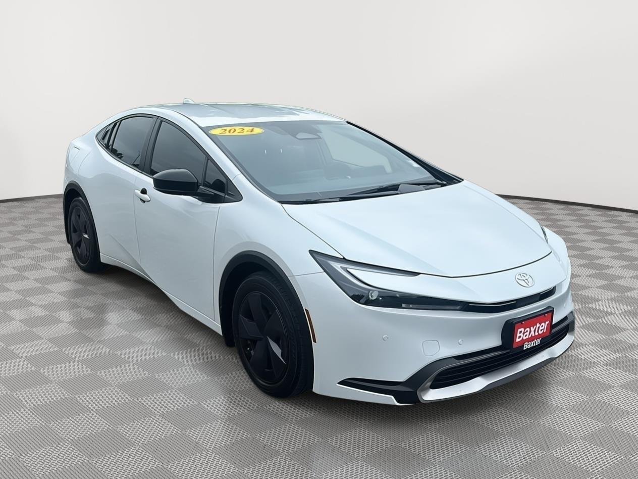 Used 2024 Wind Chill Pearl Toyota SE image 1