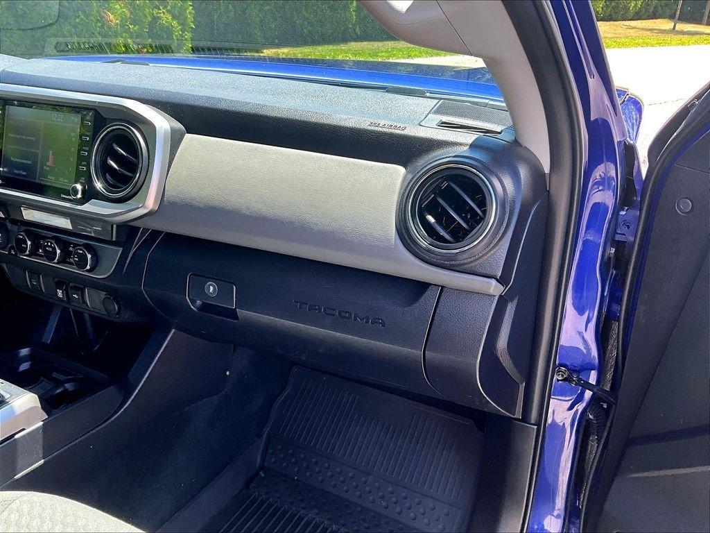 Used 2023 Blue Toyota SR5 image 13