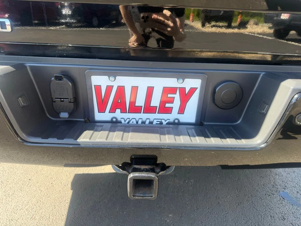 Used 2018 Black Chevrolet LTZ image 36