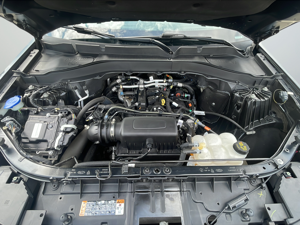 Used 2023 Blue Ford XLT image 40