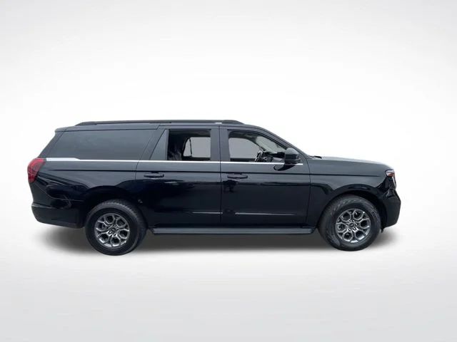 Used 2025 Black Ford Active image 10