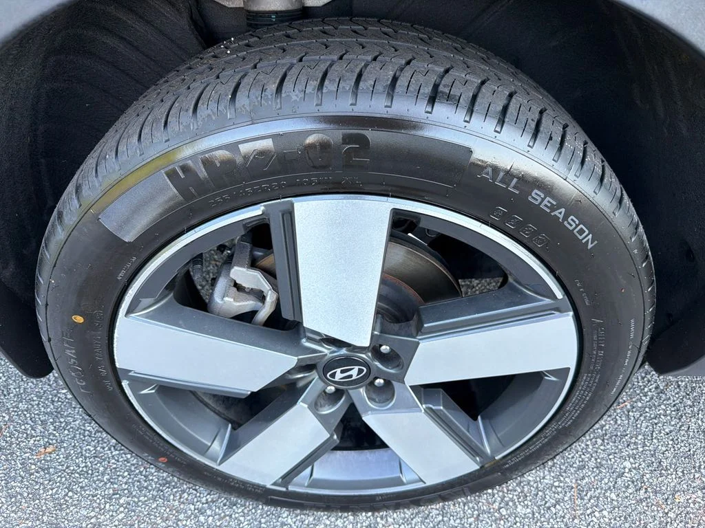 Used 2024 Gray Hyundai Limited image 17