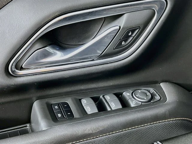 Used 2023 Black GMC AT4 image 9