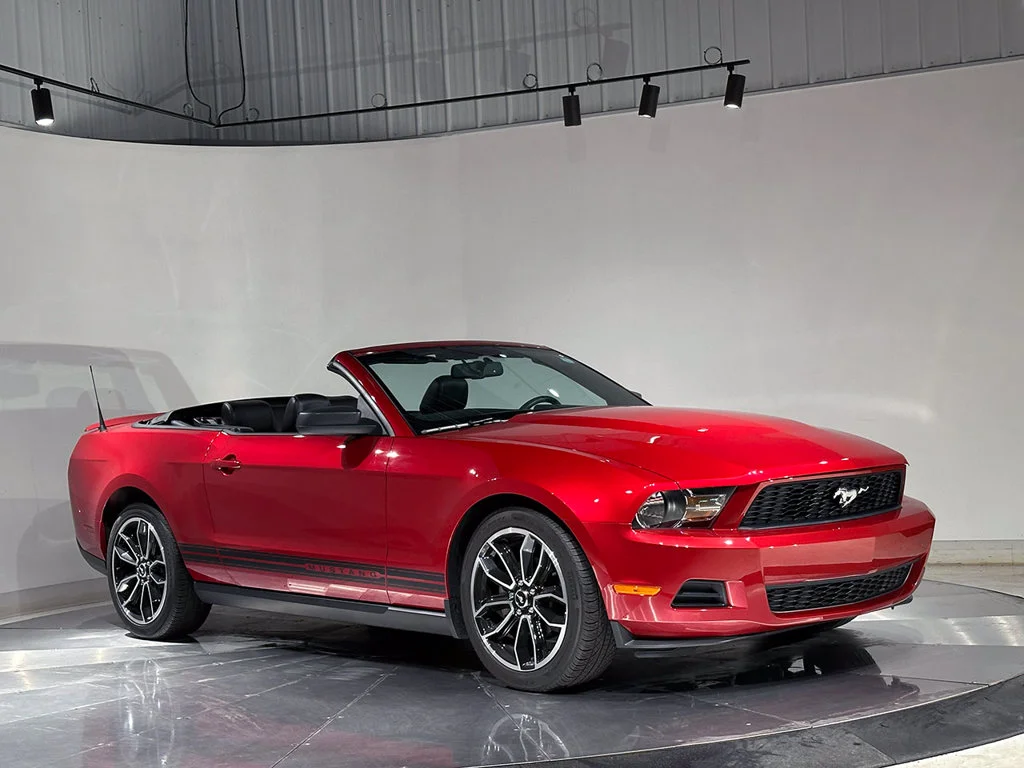 Used 2010 Red Ford V6 image 85