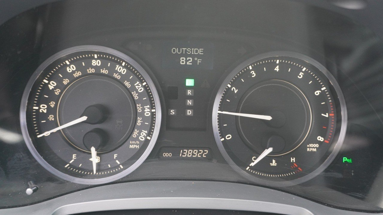 Used 2010 Red Lexus  image 15