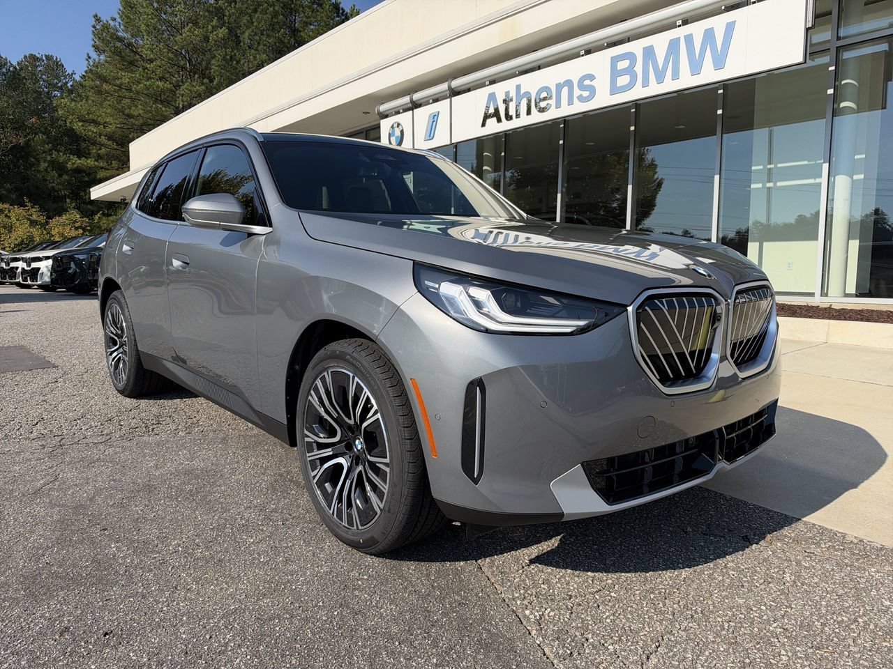 New 2026 Skyscraper Grey Metallic BMW 30 xDrive image 2