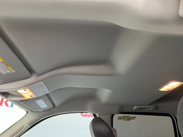 Used 2009 SUMMIT WHITE Chevrolet LT image 19