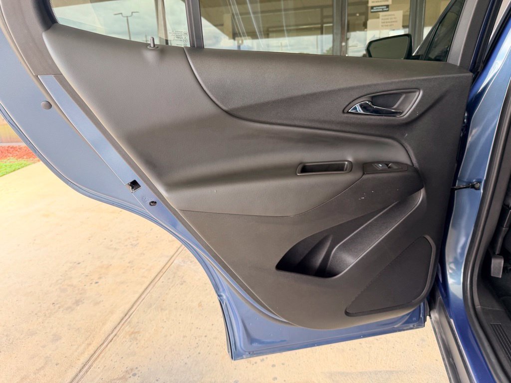 Used 2024 Lakeshore Blue Metallic Chevrolet LT image 28